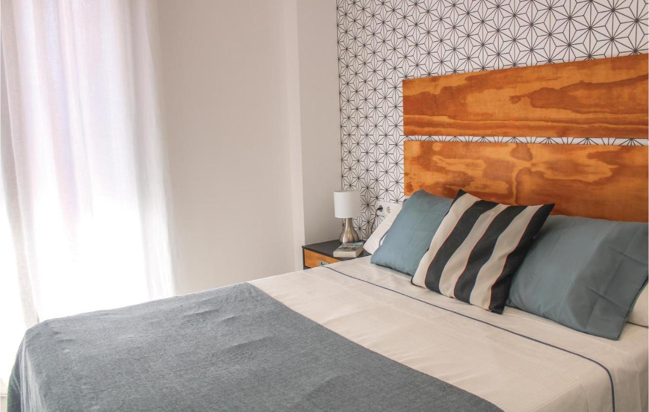 Stunning Apartment In Tossa De Mar With Kitchen Esterno foto